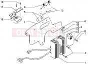 PIAGGIO Electric devices-Voltage regulator