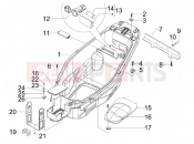Helmet huosing - Undersaddle - Aprilia SR MAX 125 2011